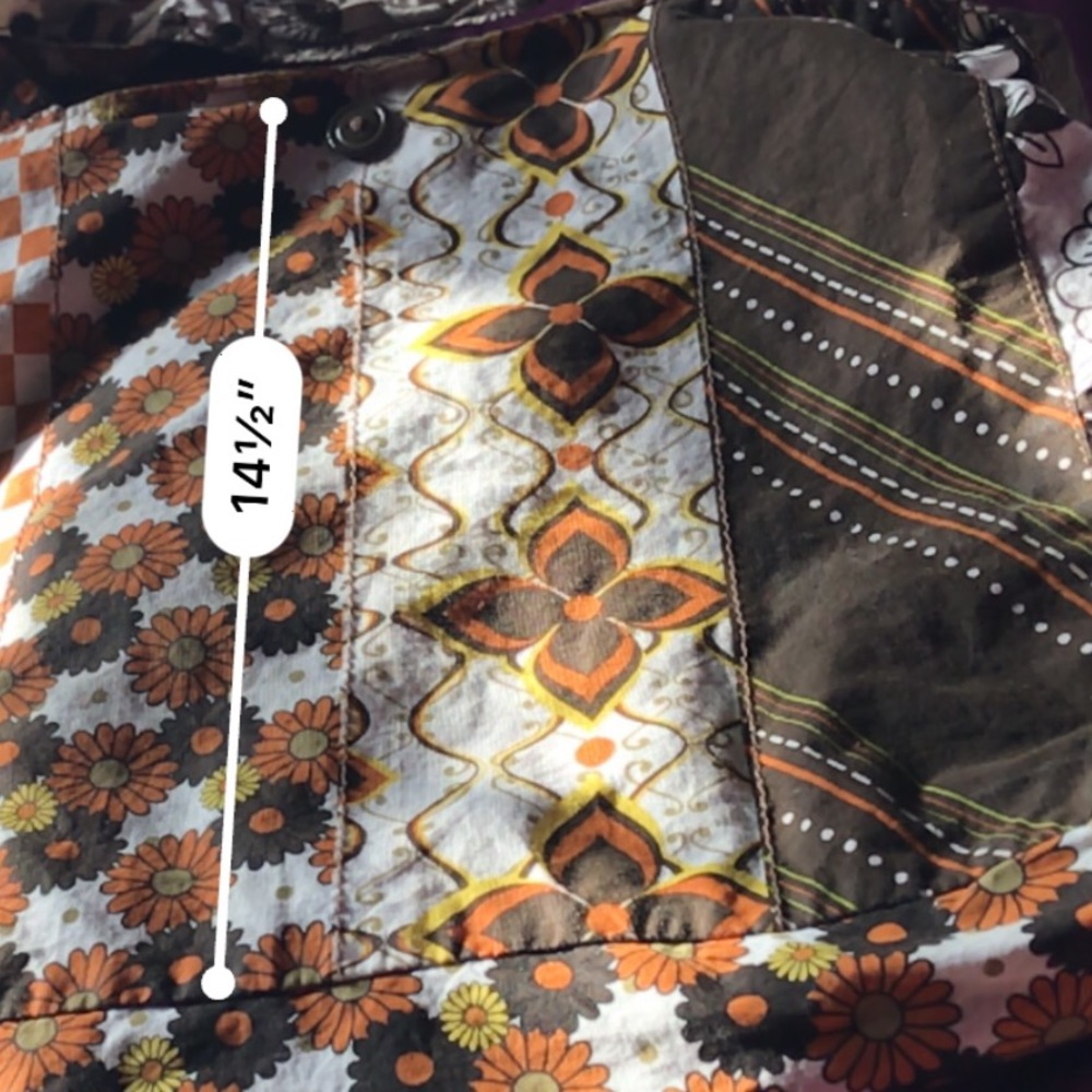 Patterned Hobo Bag - Picture 6 of 8